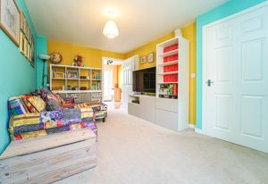 Sitting Room- click for photo gallery